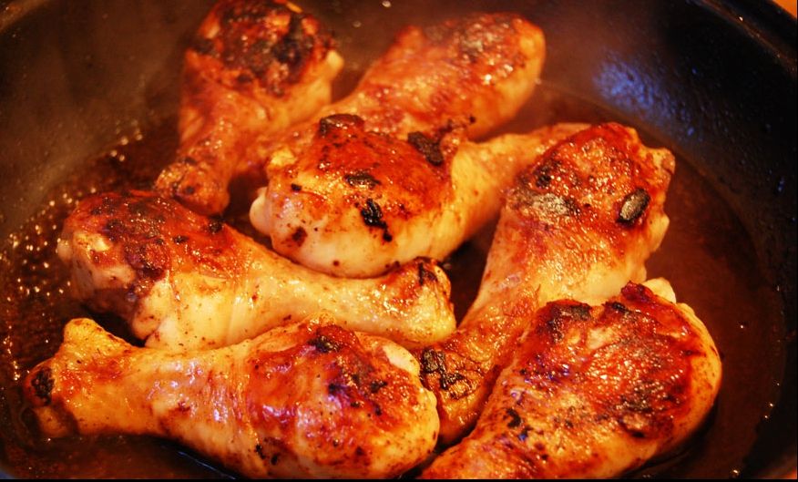 Cum să faci cele mai fragede pulpe de pui marinate. Ingredientul secret care le face suculente