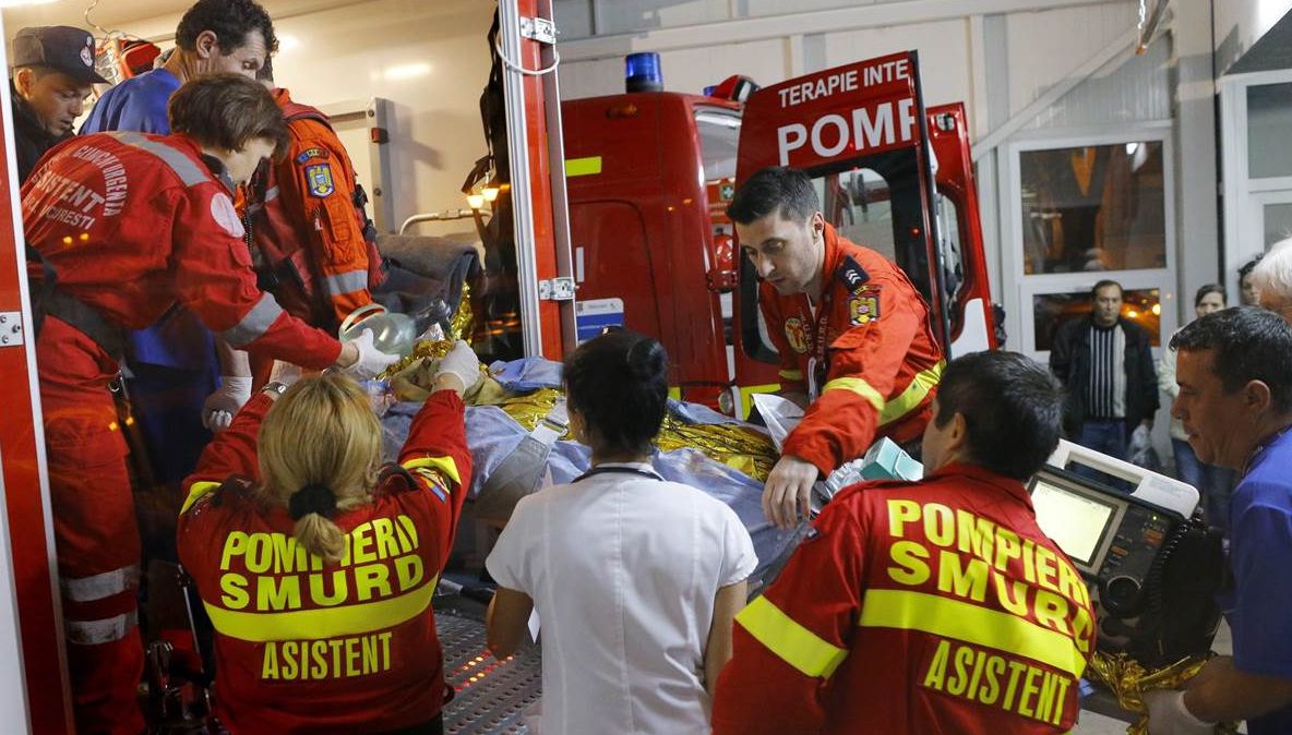 Veste bună despre un supravieţuitor al tragediei din Colectiv: "A reuşit să facă primii paşi singur"