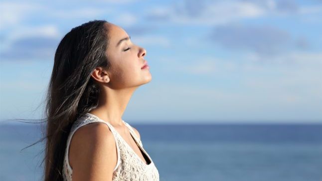 La ce riscuri te expui dacă respiri pe gură și nu pe nas