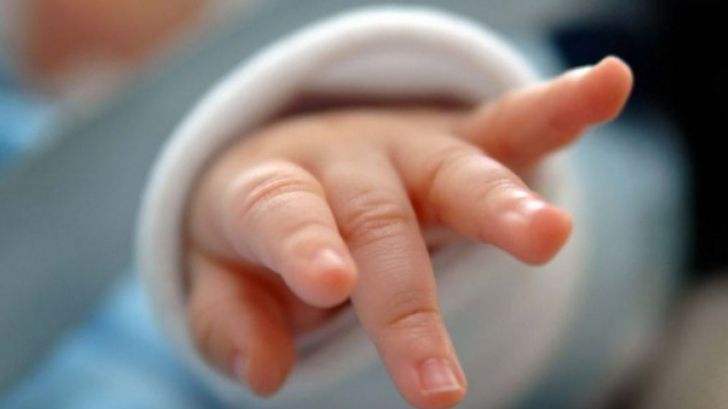 Care este starea siamezelor născute la Constanţa, înainte de Crăciun. Ce spun medicii din Capitală