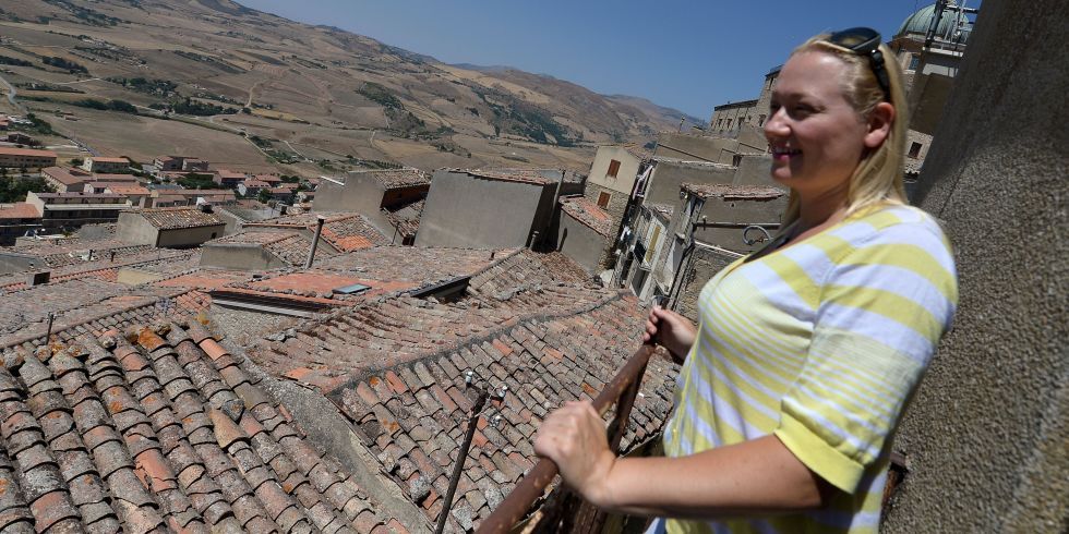 Un oraş din Europa de Vest oferă case gratis celor care vor să se mute acolo