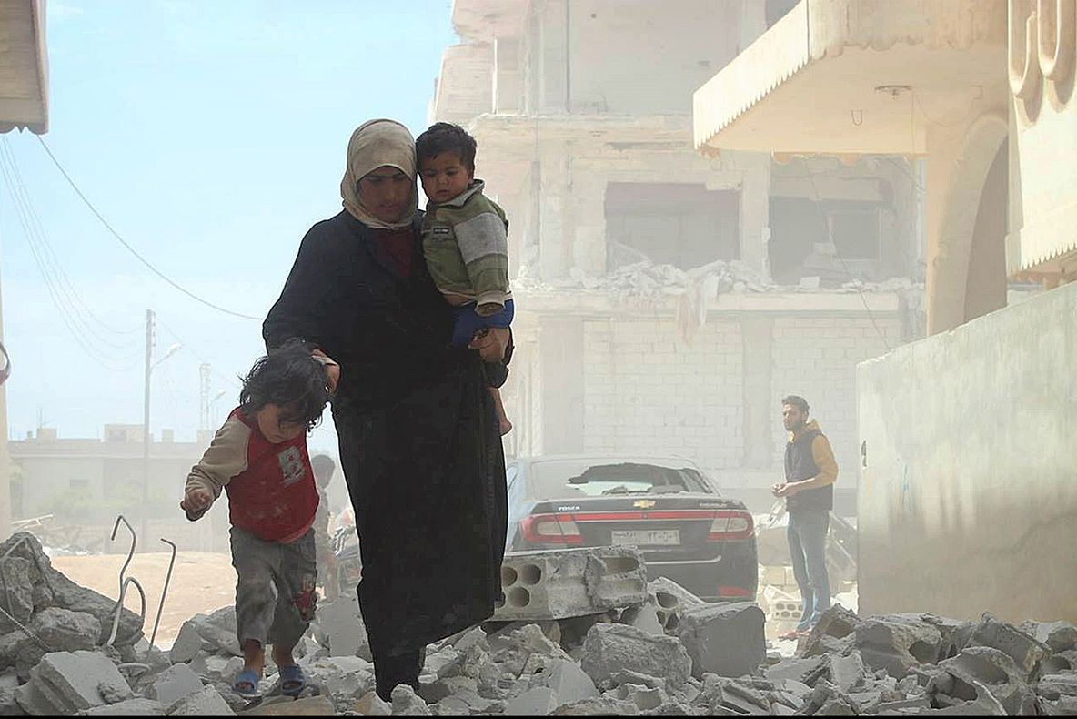 Parisul "condamnă ofensiva" regimului sirian, cu sprijin rusesc, pentru "asfixierea Alep" 