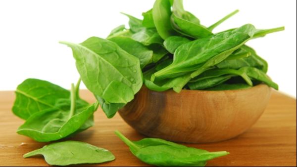 Au mâncat spanac în fiecare zi. După câteva luni, au observat un efect ciudat