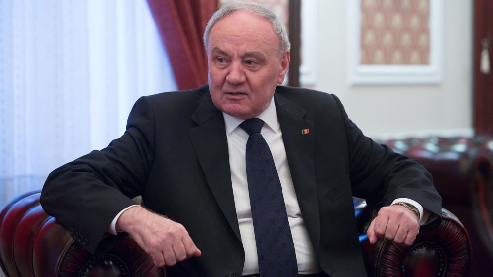 Dezvăluiri de la Chișinău. Președintele "a fost șantajat" pentru a-l numi premier pe Plahotniuc