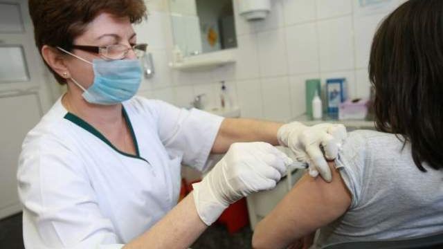 Ministerul Sănătății a suplimentat numărul dozelor de vaccin gripal. Cine se poate vaccina gratuit