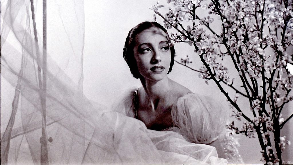 Doliu. A murit balerina Violette Verdy