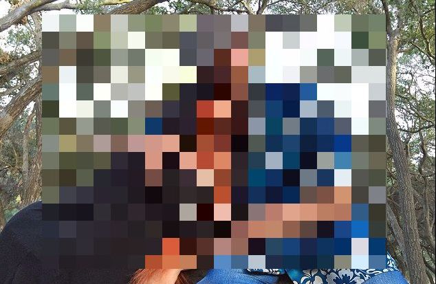 Lui i se spune ”Băiatul homar”, iar ei ”Doamna cu barbă”. Dacă îi vezi pe stradă te trec toți fiorii