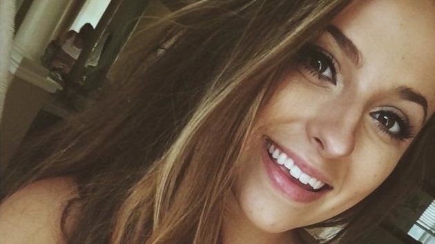 I-a cerut fetei o poză nud, dar apoi a regretat enorm. Habar nu avea ce o să se întâmple