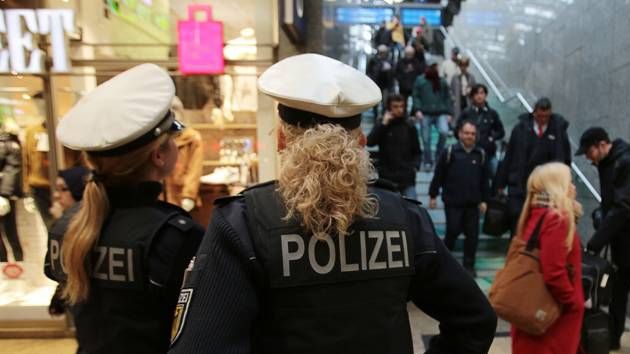 Un român, reținut și acuzat că a agresat sexual o femeie în Gara centrală din Koln