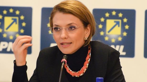 Gorghiu: "Politica pumnului în gură" a fost practicată de 26 de ani de către PSD