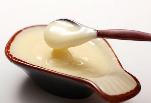 O singură linguriţă din acest amestec te scapă de 10 kg într-o lună. Iată REŢETA