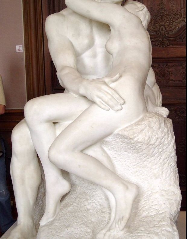 S-a scos la vânzare ,,Sărutul" lui Rodin. Licitația pornește de la o sumă uriașă