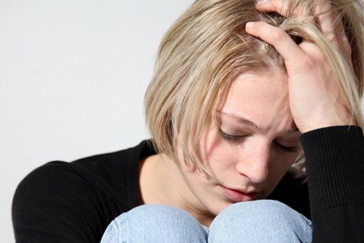 Simptomele unuia dintre cele mai periculoase tipuri de cancer. Multe femei nici nu le observă