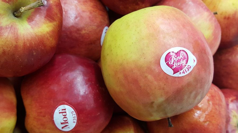 Cum îţi dai seama dacă fructele cumpărate au fost crescute cu pesticide. La ce trebuie să te uiţi