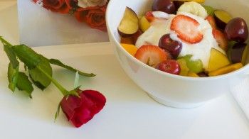 Sari peste micul dejun? Iată ce se întâmplă în creier dacă o faci