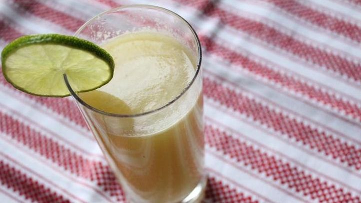 Băutura care poate să ”ardă” grăsimea de pe abdomen peste noapte