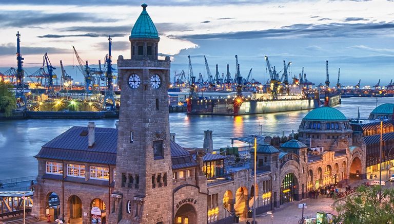 Oraşul Hamburg interzice capsulele de cafea şi apa îmbuteliată