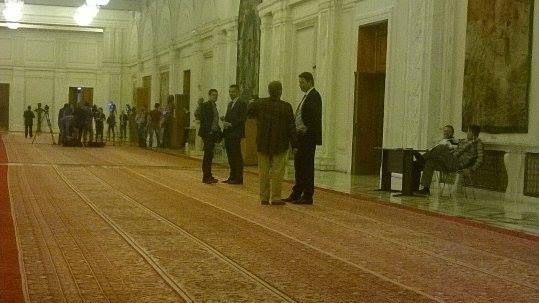 Ce făcea Mădălin Voicu, în timp ce deputații decid dacă Nicolae Păun poate fi arestat