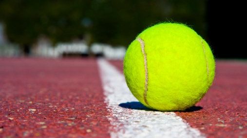 Victorie mare pentru o jucătoare de tenis de 20 de ani: a câştigat lupta cu cancerul. Decizia ei