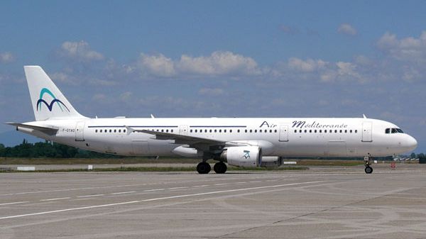 Aterizare de urgenţă, în Franţa. Ce s-a întâmplat cu un pasager care a băut prea mult