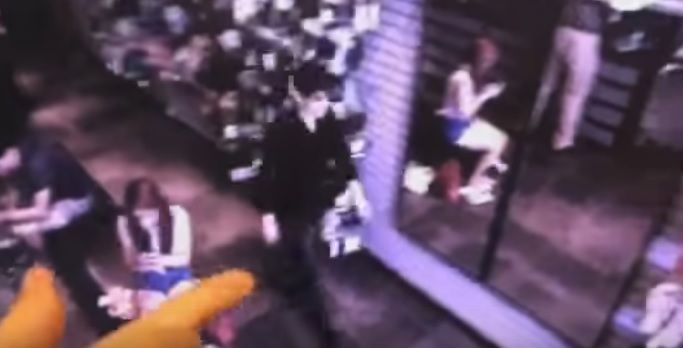 Ea se îndrăgostise de el şi l-a spionat. ŞOC ce a aflat: imaginea lui nu se reflecta în oglindă