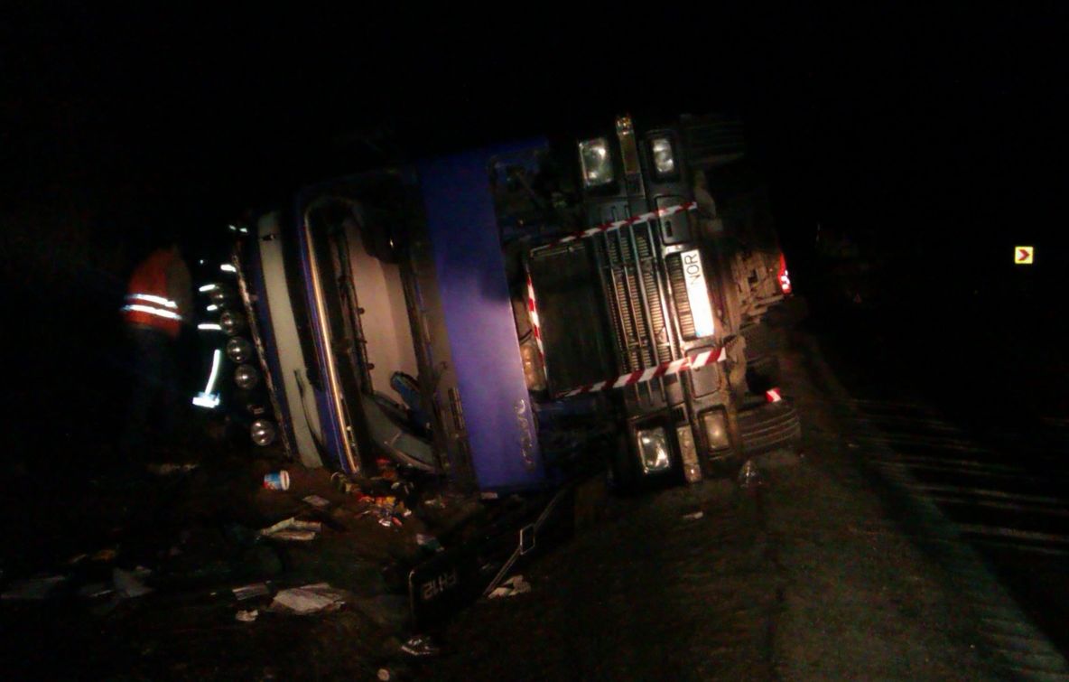 O cisternă cu azot s-a răsturnat în judeţul Constanţa