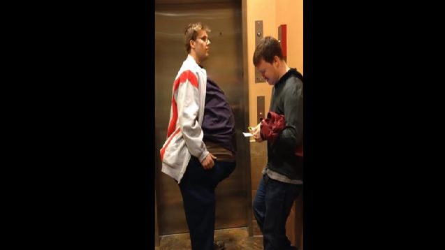 Ce se ascunde în spatele unei imagini banale: nu e deloc ce ţi-ai putea imagina! VIDEO VIRAL