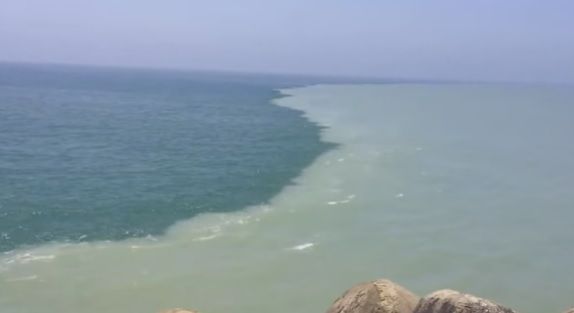 Cum arată locul în care două oceane se întâlnesc. Peisajul parcă este desprins din poveşti