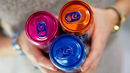 Un tată i-a cumpărat o cutie de suc copilului său. Gafă enormă: ce era, de fapt, în doza de suc