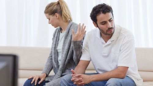 Doi iubiţi s-au certat urât şi s-au despărţit. Apoi, ea a aflat că e gravidă. Cum a reacţionat el