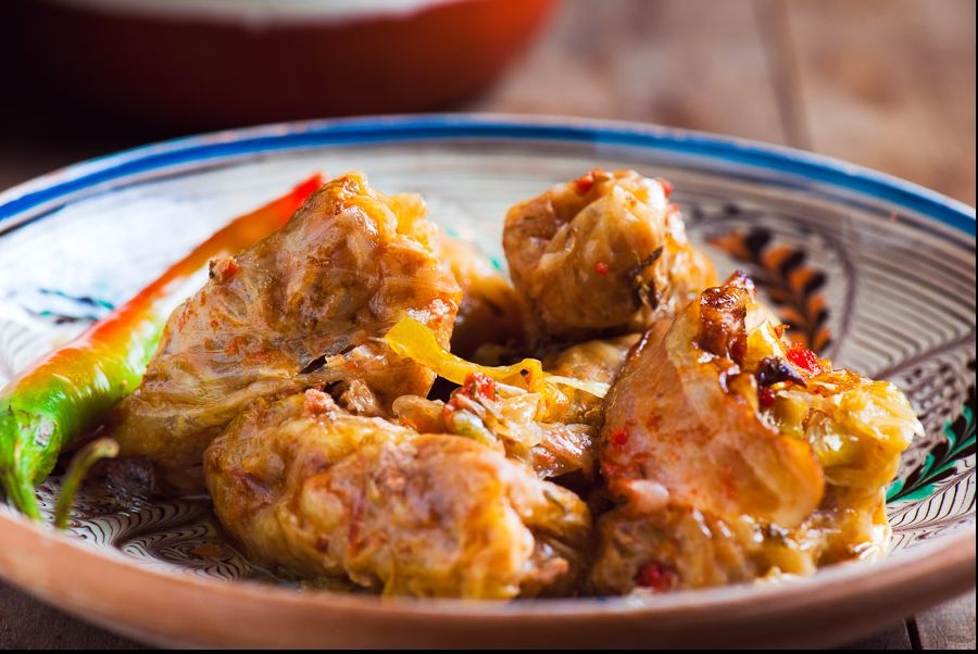 Reţeta tradiţională de sărmăluţe moldovenești. Secretul folosit de secole care face diferența