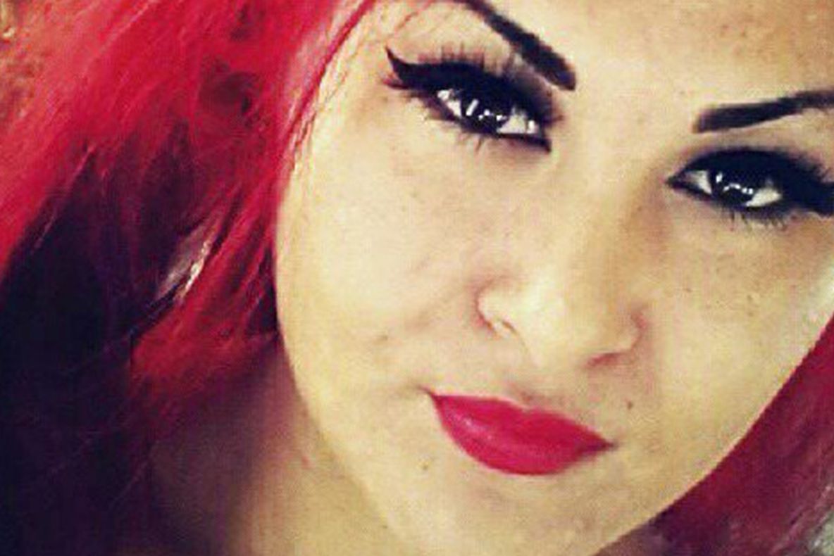 Era supărată că iubitul ei stătea prea mult pe Facebook. E şocant cum s-a răzbunat