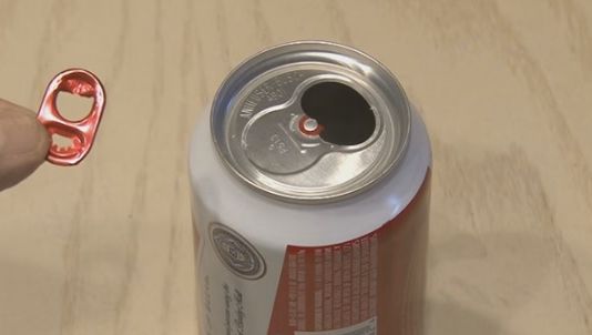 Cum vă puteţi dubla calitatea semnalului wireless din casă doar cu ajutorul unei doze de bere