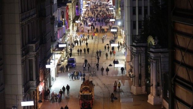 ALERTĂ: posibil act terorist într-o țară vizitată de români. Părăsiți această țară imediat!