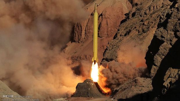 Iranul sfidează comunitatea internațională și lansează noi rachete balistice