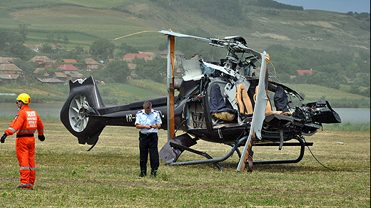 Cauza accidentului aviatic de la Tăureni: Incapacitatea fizică de reacţie a pilotului 