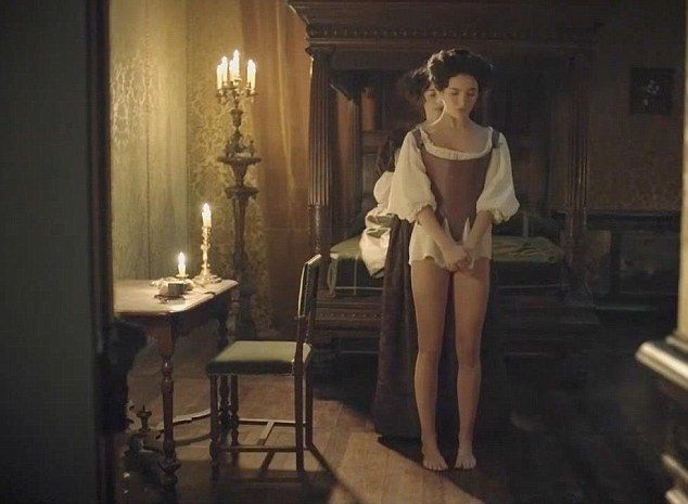 Scandal. Postul public, criticat pentru un serial istoric cu scene erotice în prime-time