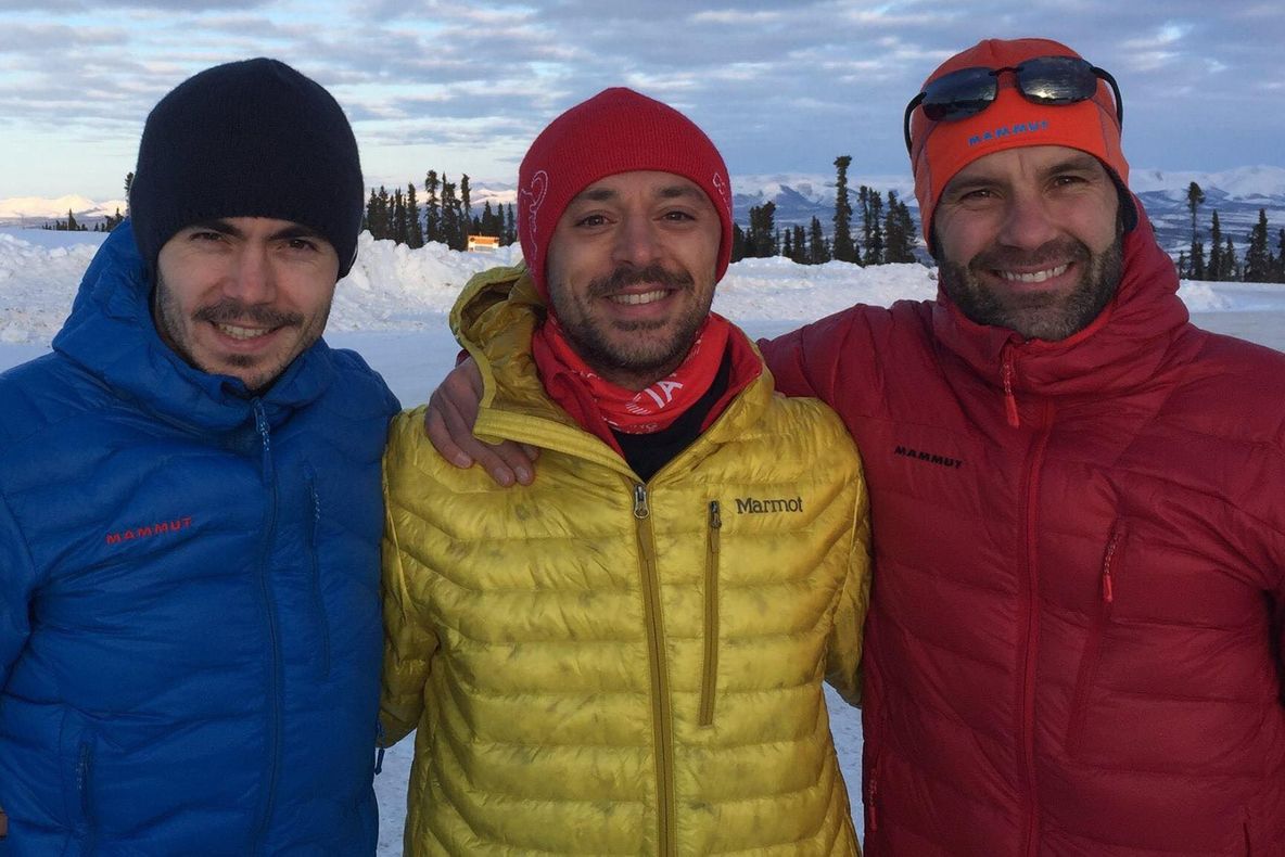 Trei români, lideri la cel mai greu ultramaraton de pe Planetă 