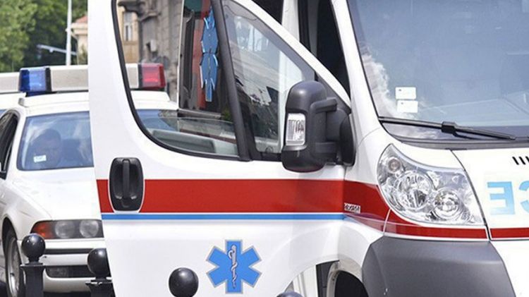 Doi morţi şi opt răniţi, după ce un bărbat a intrat cu maşina într-o piaţă din Albania