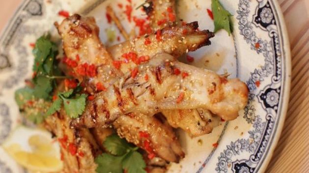 Aşa faci cele mai bune aripioare de pui. Ingredientul secret pe care puţine gospodine îl ştiu