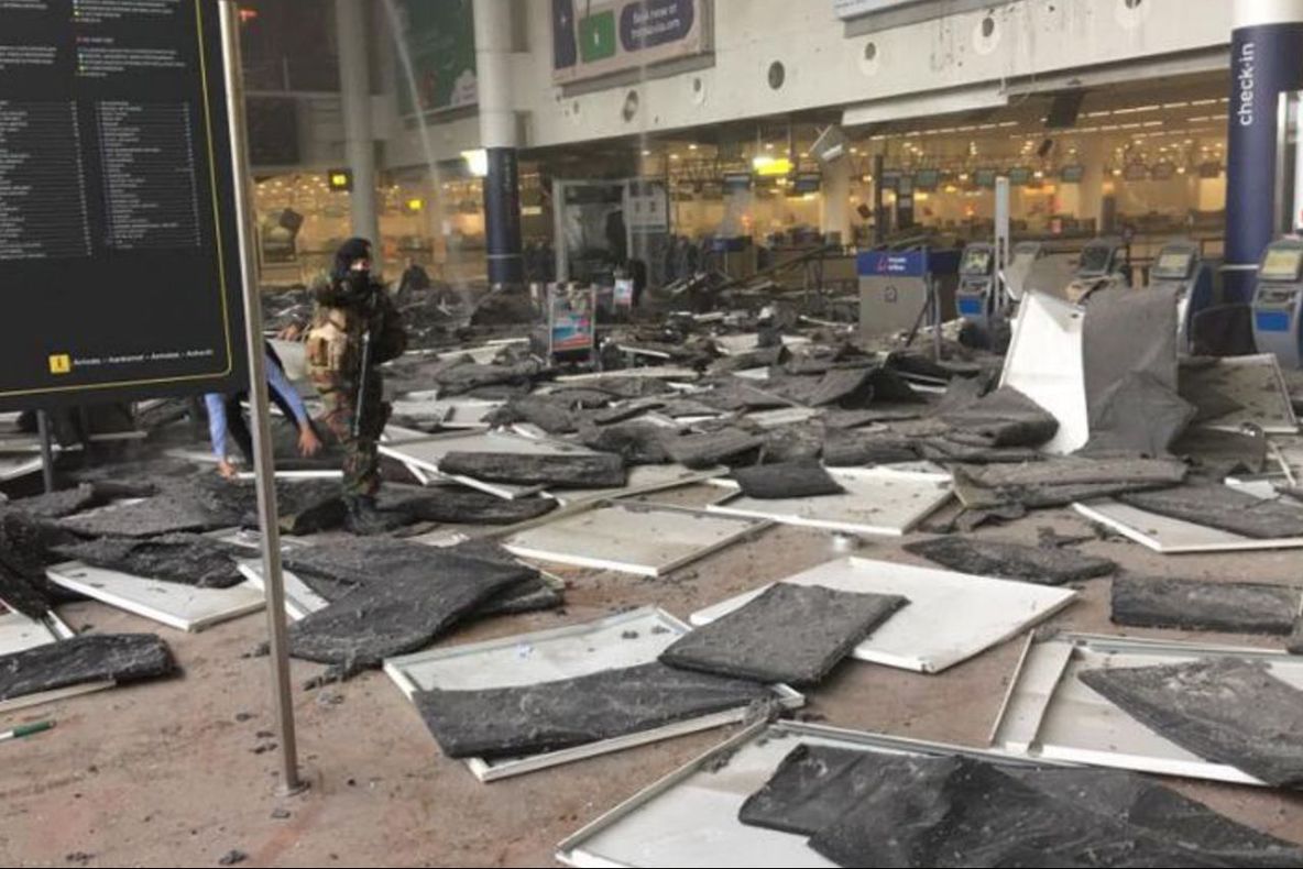 Un fotbalist cunoscut se afla pe aeroportul din Bruxelles în timpul atentatelor 