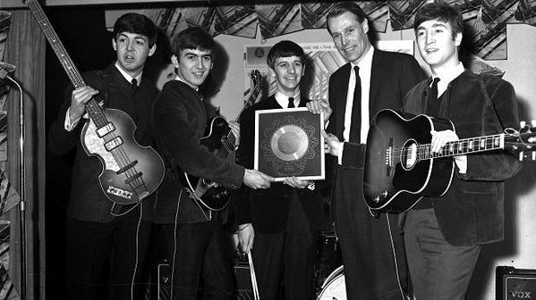 DOLIU. A murit "al cincilea Beatles", o legendă a muzicii