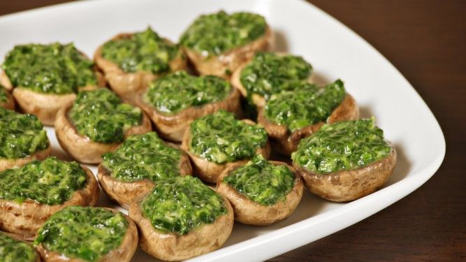 Reţeta zilei: Ciuperci umplute cu spanac