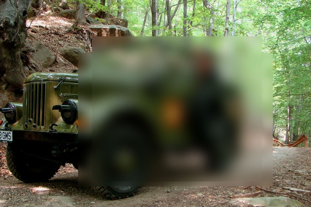 Cum arată toate maşinile off-road fabricate vreodată în România. Spectacol grotesc sau artă?