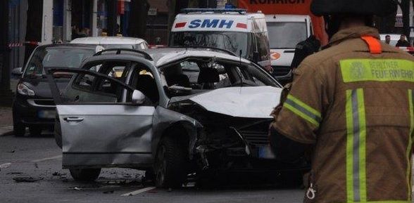 Explozie puternică în Berlin: un mort. Poliţia suspectează un atentat cu bombă - FOTO