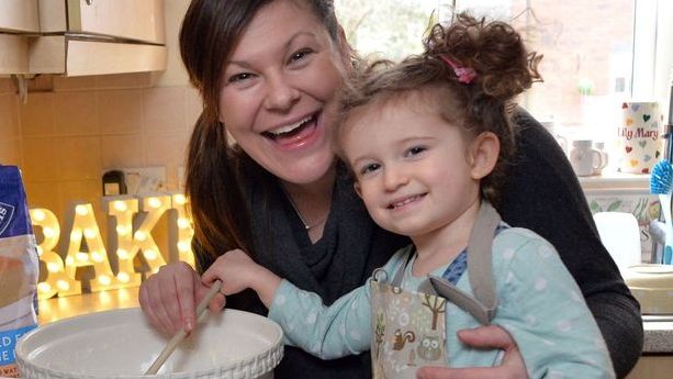 Cheltuie de două ori mai puțin pe mâncare cu un truc ciudat. ”Toată lumea ar trebui să facă asta”