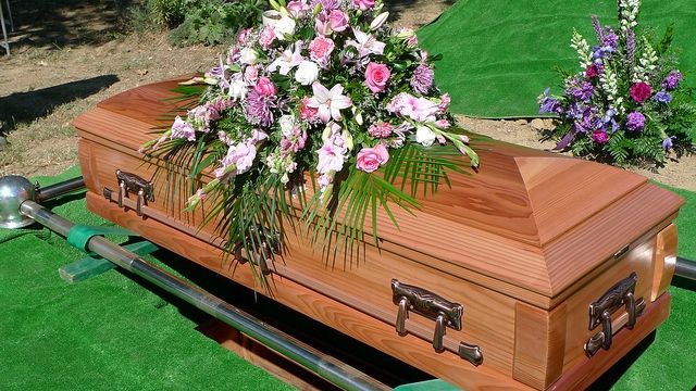 O celebră cântăreaţă a murit la 40 de ani. Avea cancer şi renunţase la tratament din noiembrie