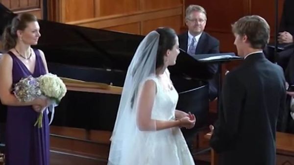 Era pe punctul de a spune "Da", când ceva neaşteptat s-a întâmplat