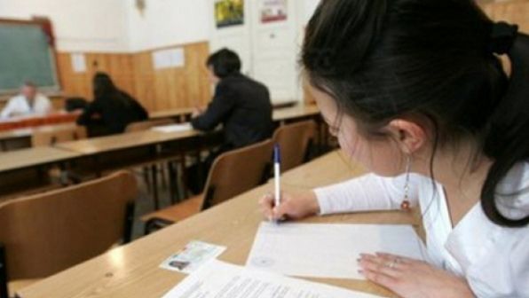 DEZASTRU la simularea Evaluării Naționale: Doar 44% dintre elevi au luat peste 5