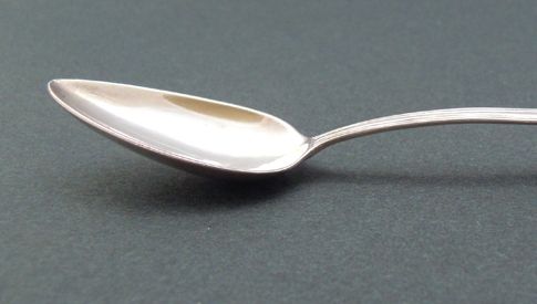 Testul care îţi spune ce probleme de sănătate ai. Ai nevoie de o linguriţă şi de o pungă din plastic